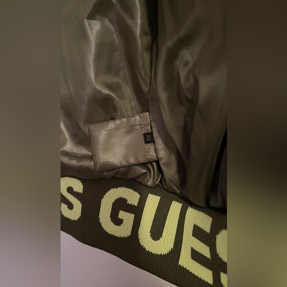 Guess Elly Logo Bomber Jacket- NWOT- XS - Picture 10 of 10